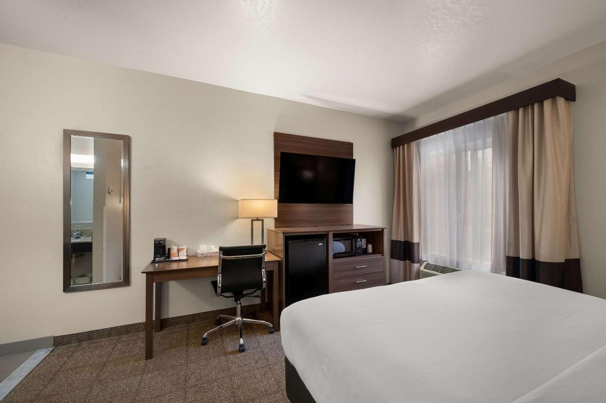 Comfort Inn & Suites Fenton Exterior foto