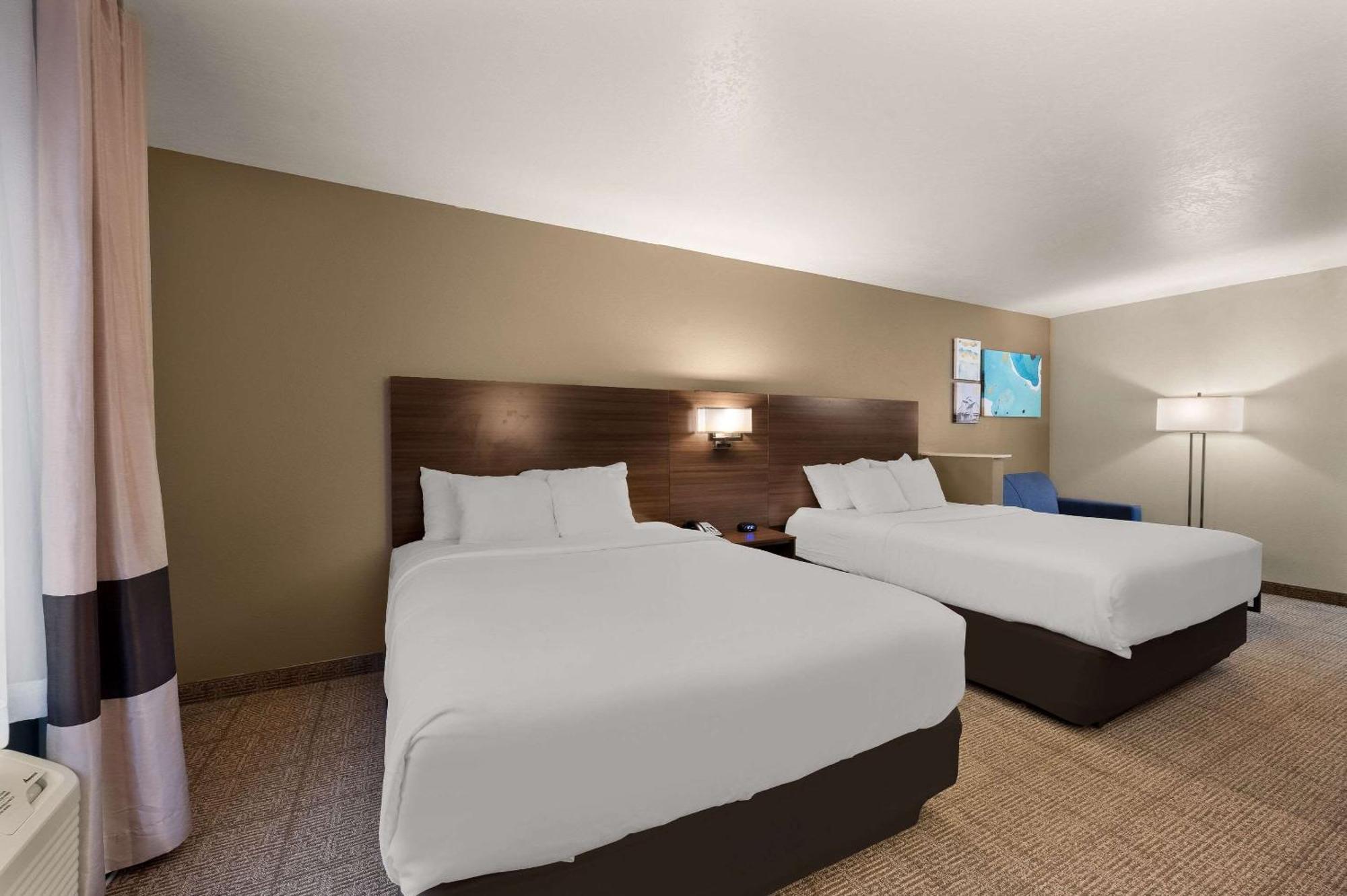 Comfort Inn & Suites Fenton Exterior foto